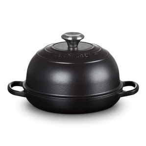 Le Creuset Bread Oven Satin Black.