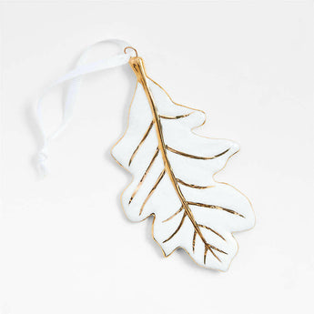 Ceramic Oak Leaf Christmas Tree Ornament NO PUBLICAR.