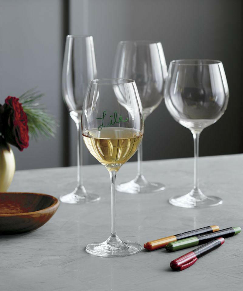 https://www.crateandbarrel.co.cr/cdn/shop/products/OregonWineGlassesDC15_71b826ef-42d8-44d2-b7f9-ae6025a184a6.jpg?v=1687503514